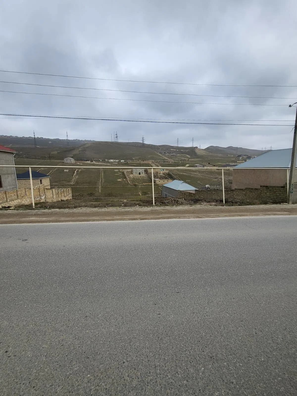 18 sot torpaq sahəsi satılır