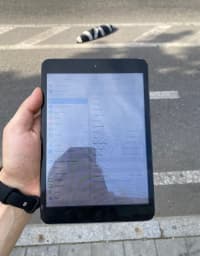 Apple planşet — şəkil 2