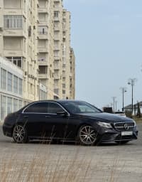 Mercedes E 300 e, 2018 il, 100000 km, 2000 L — şəkil 7