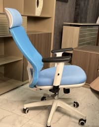 Mavi rəng, Ofis üçün kreslo — şəkil 4