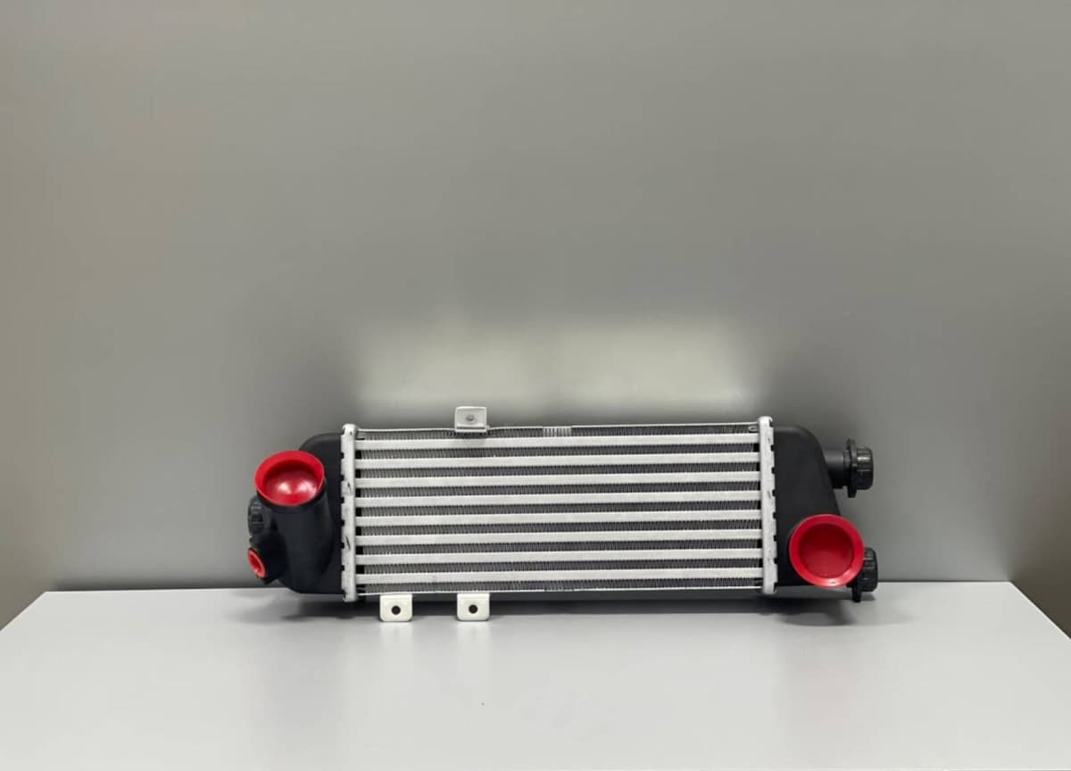 İnterkuller radiatoru Kia Ceed 2006-2012 1.6 dizel