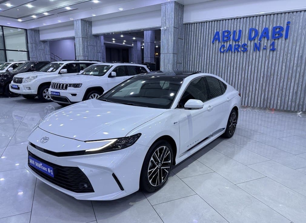 Toyota Camry, 2025 il, 0 km, 2500 L