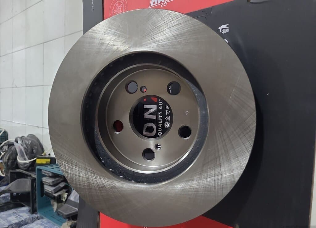 Əyləc diski Toyota Prius 30