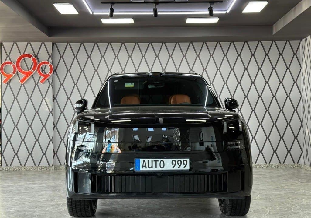 Lynk & Co 900, 2026 il, 0 km, 2000 L