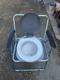 Əlil və xəstələr üçün qatlanan sanitar kreslo — şəkil 2