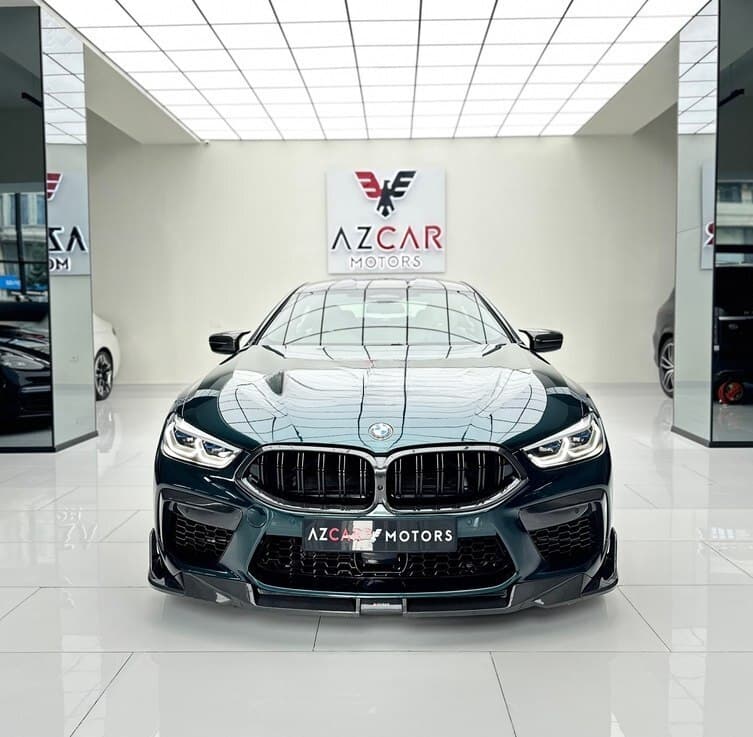 BMW M8, 2021 il, 17000 km, 4400 L