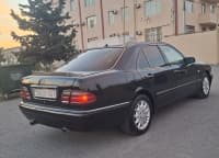 Mercedes E 240, 1997 il, 245000 km, 2.4 L — şəkil 9