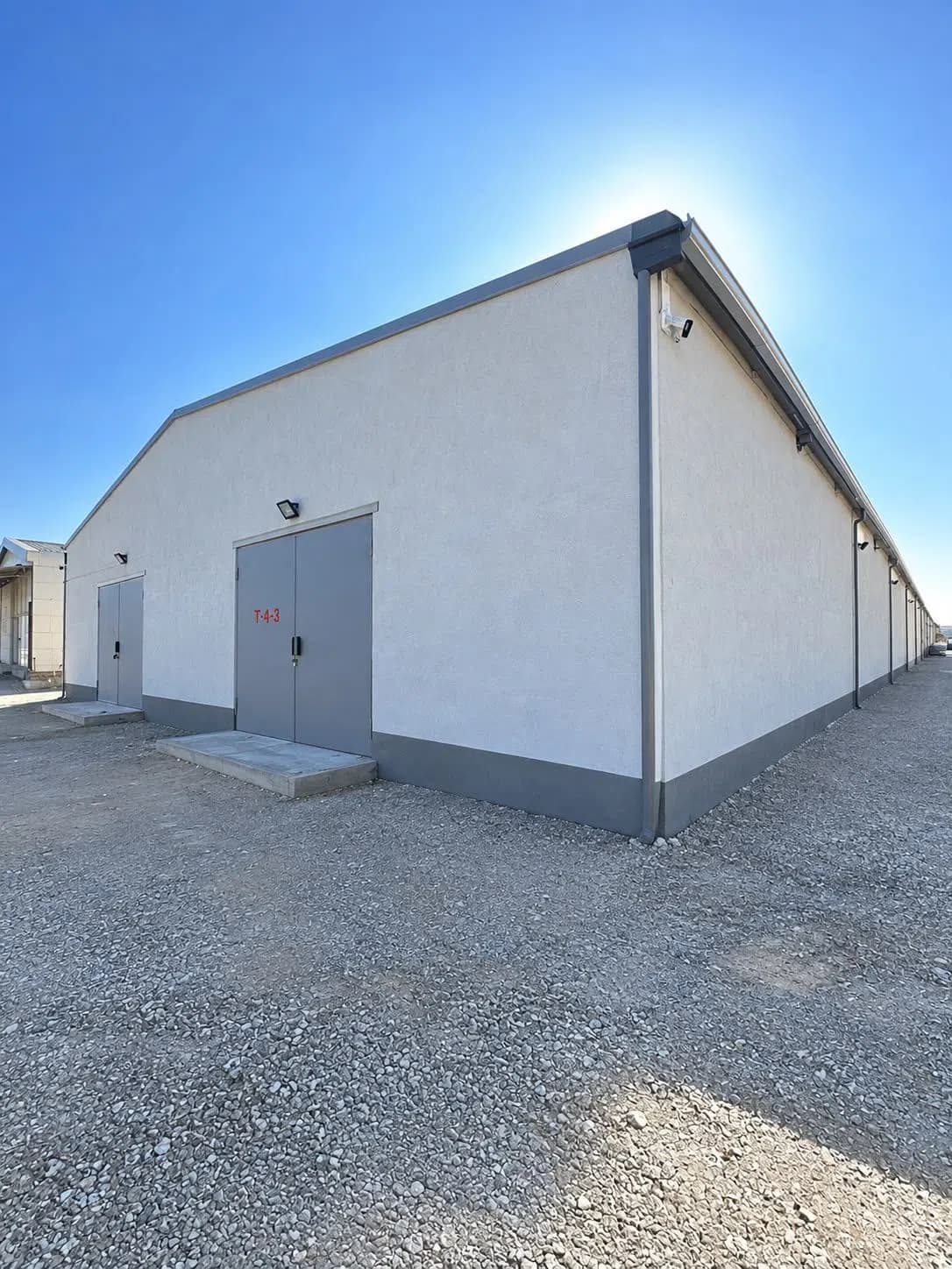 265 m² sahəsi olan anbar kirayə verilir