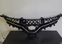 Radiator barmaqlığı Toyota Camry 2018-2021 — şəkil 3