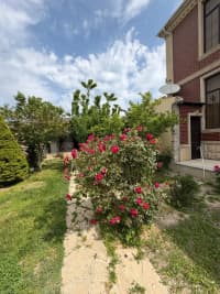 5 otaqlı həyət evi 250 m² satılır   — şəkil 19