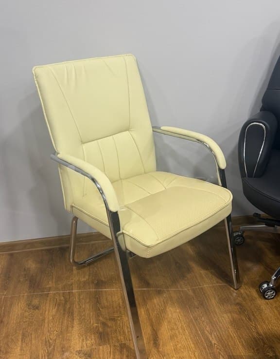 Qarışıq rəng, Ofis üçün kreslo