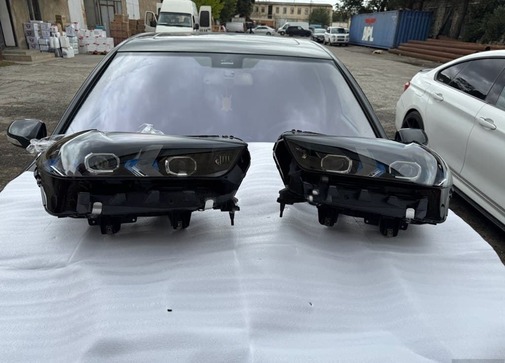 Laser faralar BMW G05 X5 restayl