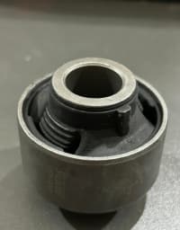 Rezin-metal oynağı Nissan Note — şəkil 2