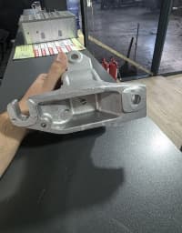 Sürətlər qutusu yastığı Honda Insight (sol) — şəkil 5