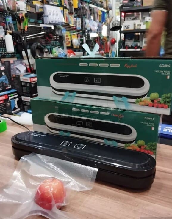 Vakuum paketləyici və salafan yapışdıran aparatlar