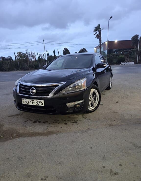 Nissan Altima, 2014 il, 303713 km, 3500 L