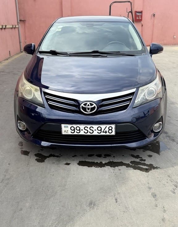 Toyota Avensis, 2012 il, 299000 km, 2000 L