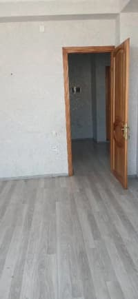 2 otaqlı mənzil 78 m² kirayə verilir — şəkil 9