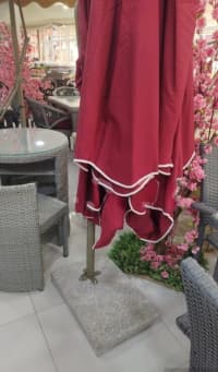Bağ çətiri Kvadrat, Qırmızı rəng — şəkil 2