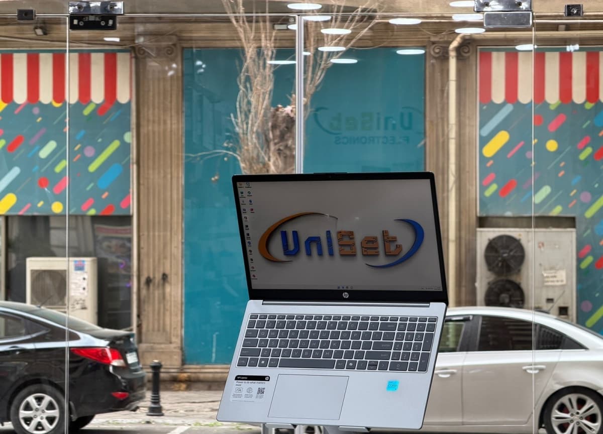 HP markalı notbuk, Gümüşü rəng