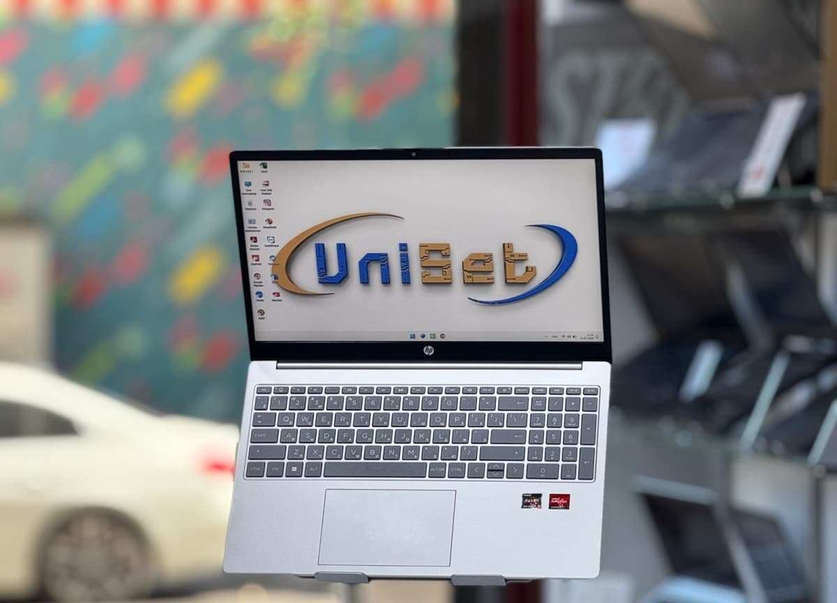 HP markalı notbuk, Gümüşü rəng