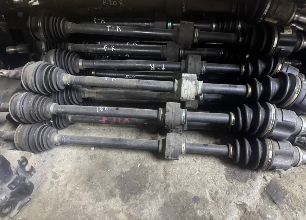 Oynaqlı birləşmə (qranat) Toyota Prius, Fielder, Aqua