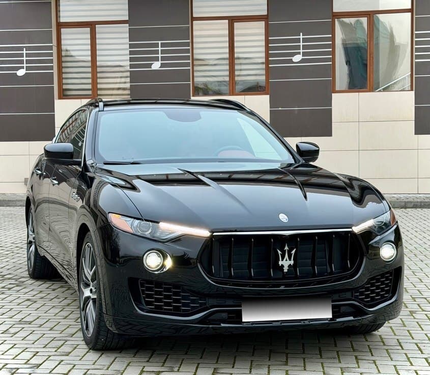 Maserati Levante, 2017 il, 98000 km, 3000 L