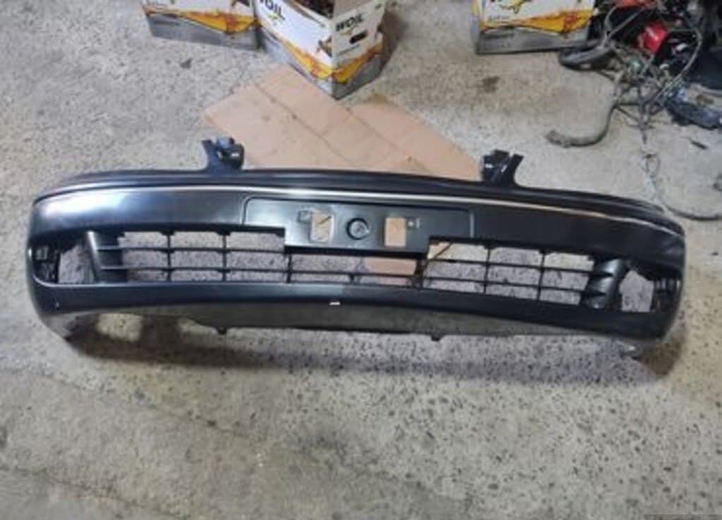 Ön bufer Nissan Sunny 2006-2009