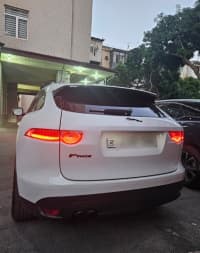 Toy maşını Jaguar F-Pace kirayəsi — şəkil 4