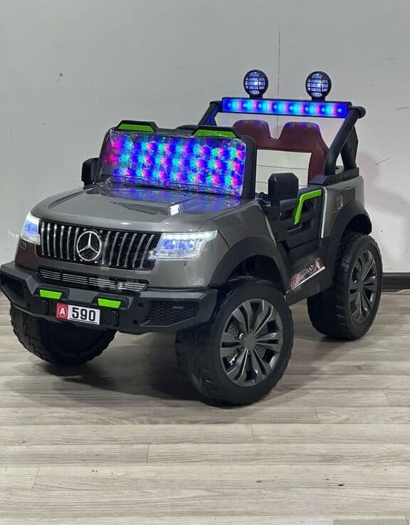Uşaq avtomobili Mercedes A590