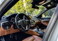 Avtomobil icarəsi BMW G30 — şəkil 5