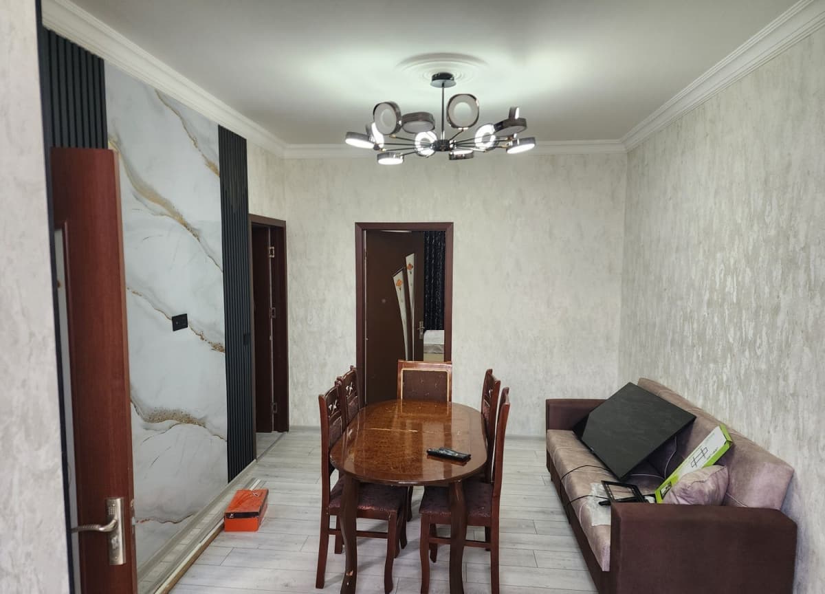 2 otaqlı mənzil 55 m² satılır
