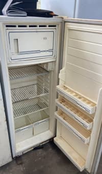 Indesit soyuducu — şəkil 1