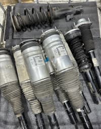 Amortizator Land Rover Range Rover 2013-2023 — şəkil 1
