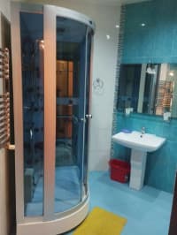 2 otaqlı mənzil 81 m² kirayə verilir — şəkil 9