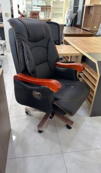 Qarışıq rəng, Ofis üçün kreslo — şəkil 2