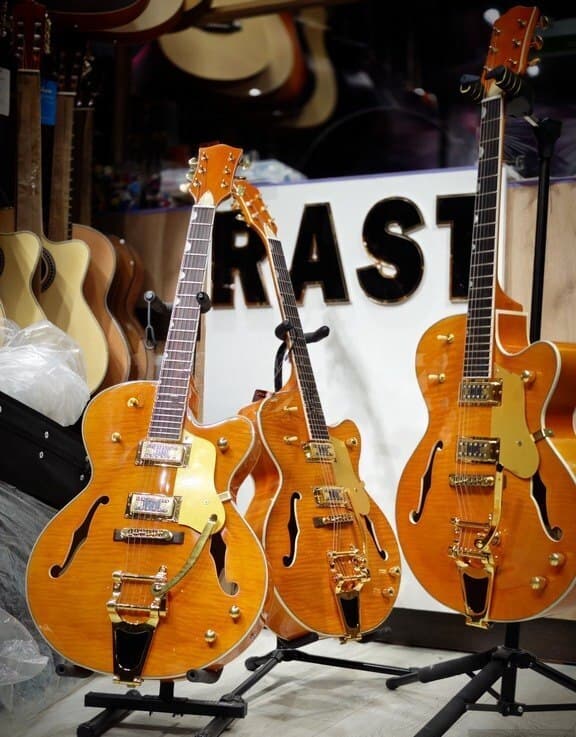 Elektrik gitara, 7 simli