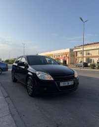 Opel Astra, 2005 il, 251000 km, 1400 L — şəkil 1