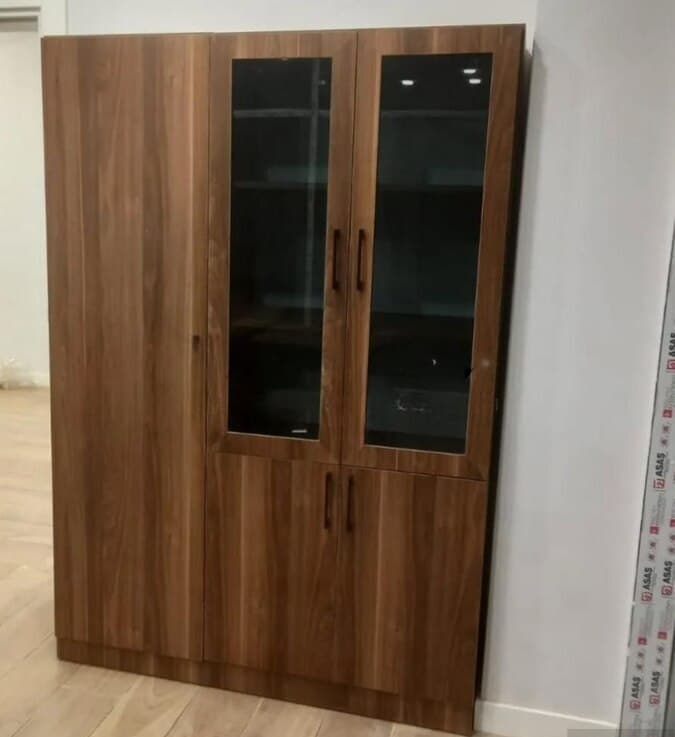 Ofis dolabı Kitab dolabı, Qarışıq rəng
