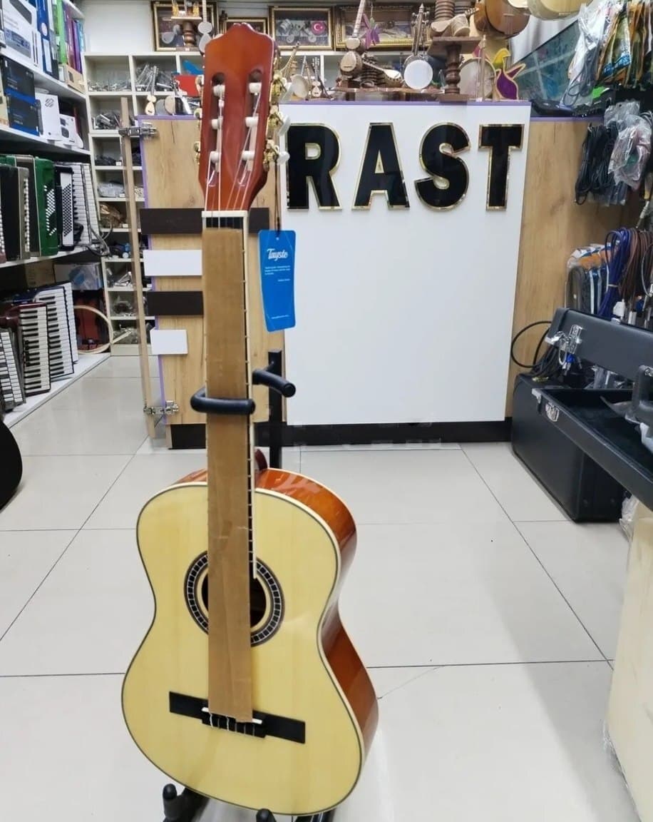 Klassik gitara , 6 simli
