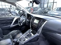Mitsubishi Pajero Sport, 2018 il, 194000 km, 3000 L — şəkil 10