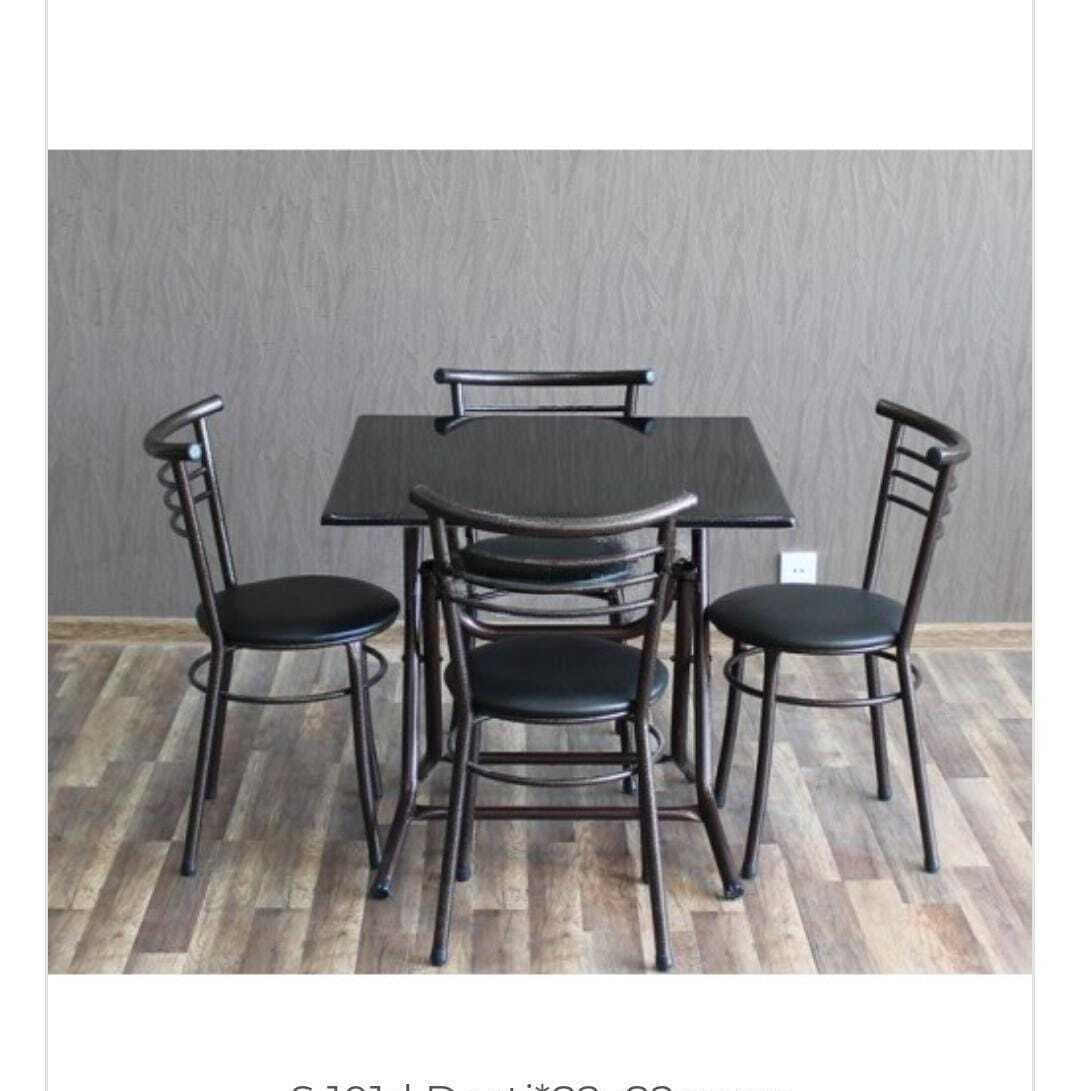 Kvadrat bağ masası, Ağ rəng