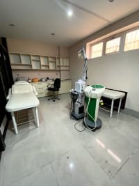 280 m² Yaxşı təmirli obyekt satılır — şəkil 8