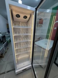 Eurocold Şüşə Qapılı Soyuducu Vitrin — şəkil 9