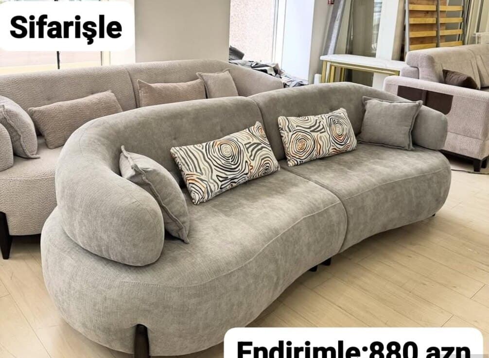 Künc divan, Qarışıq rəng