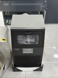 Yeni Buz Aparatı 50 kq — şəkil 2