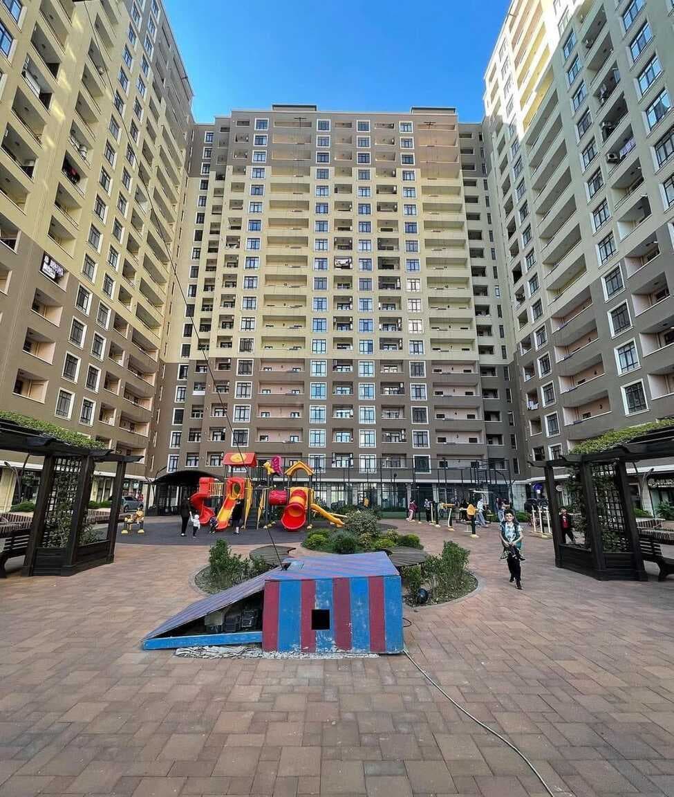 2 otaqlı mənzil 60 m² satılır