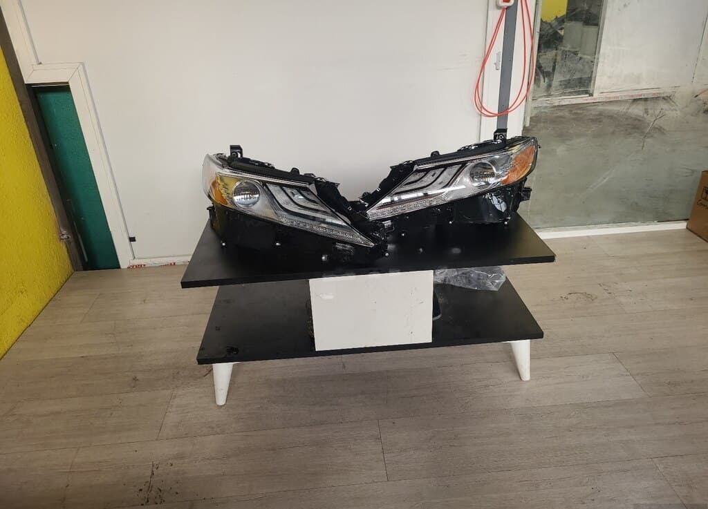 LED faralar Toyota Camry 2018