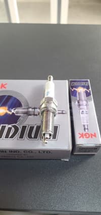 Şam NGK Hyundai Elantra 1.8 — şəkil 1