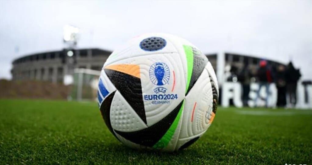 UEFA Euro 2024 Orijinal Futbol Topu